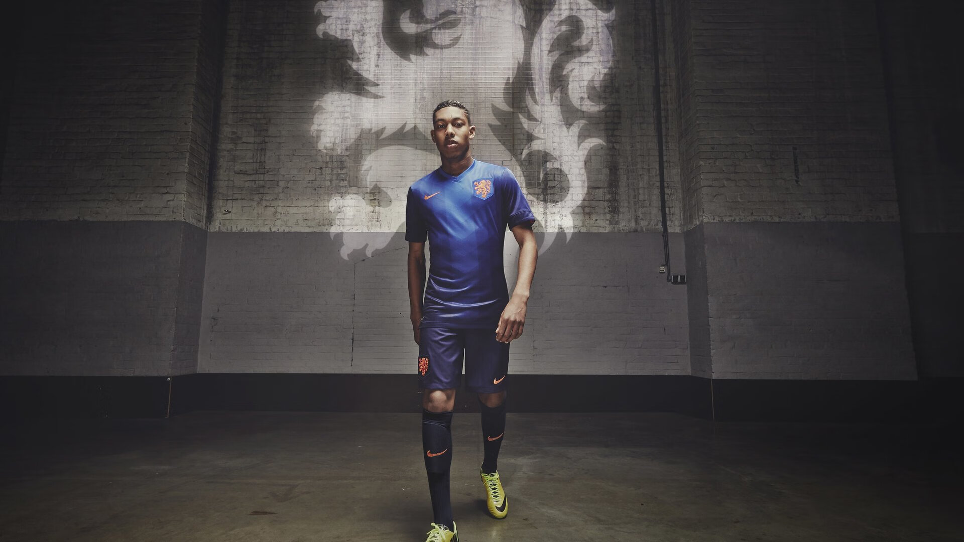 曼城胜利之路再添一战，球员们兴奋不已，曼城连胜纪录